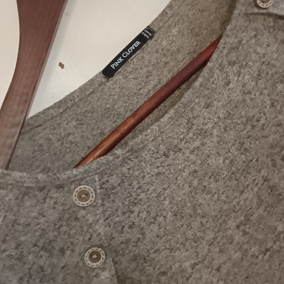 Pink Clover BrownGray Sweater - Picture 1 of 4